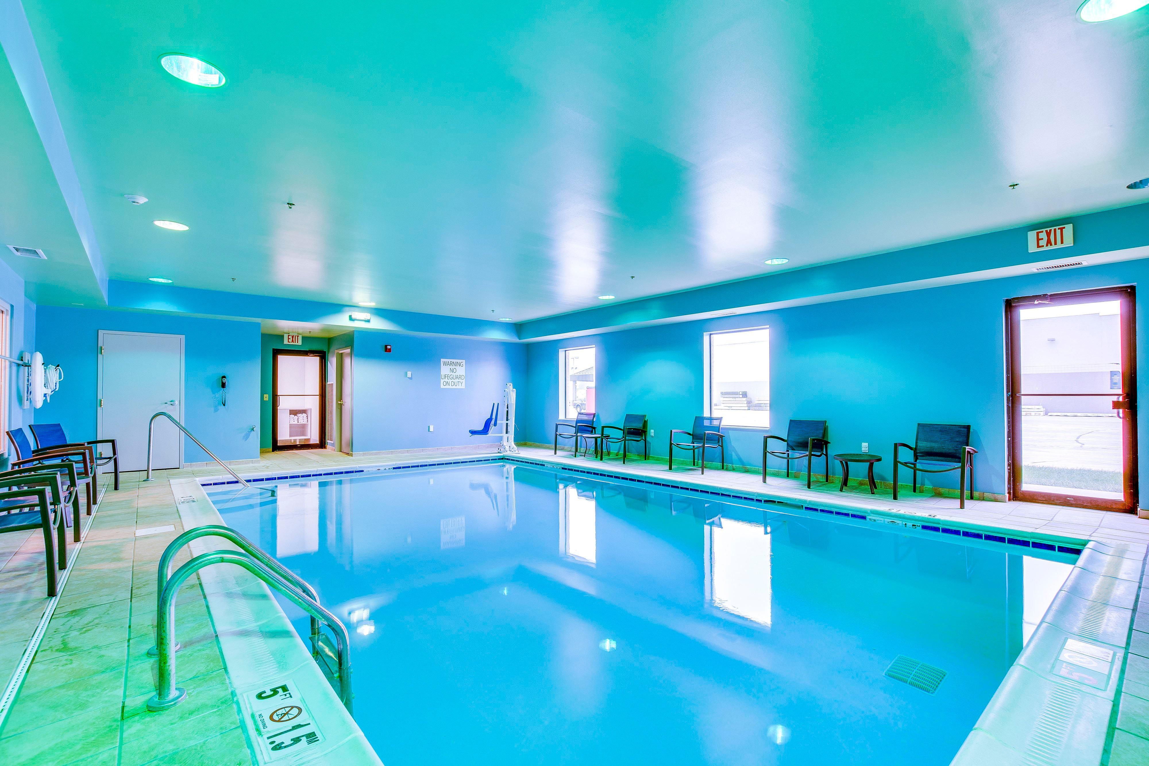 Holiday Inn Express Вансен Екстериор снимка