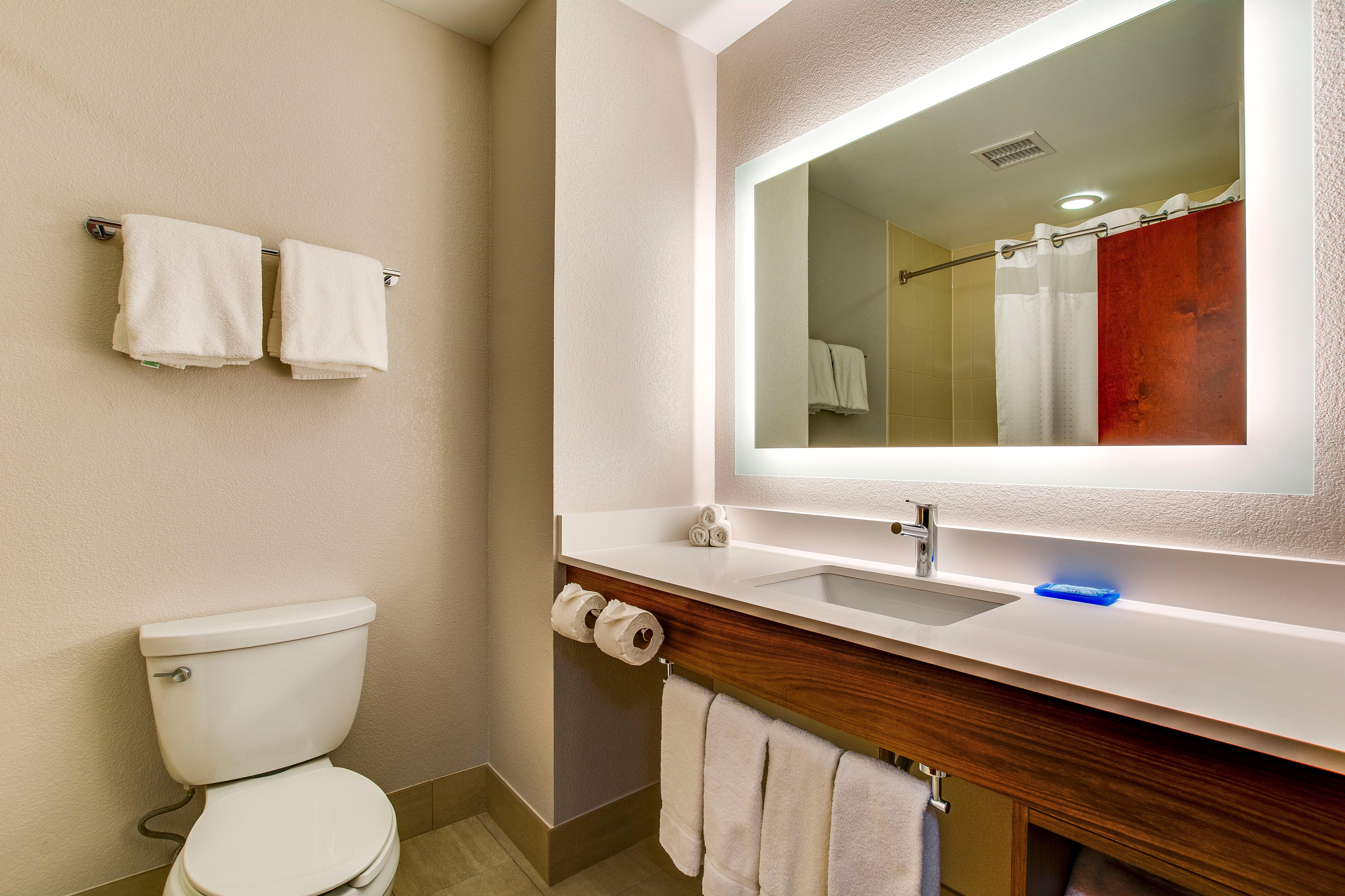 Holiday Inn Express Вансен Екстериор снимка