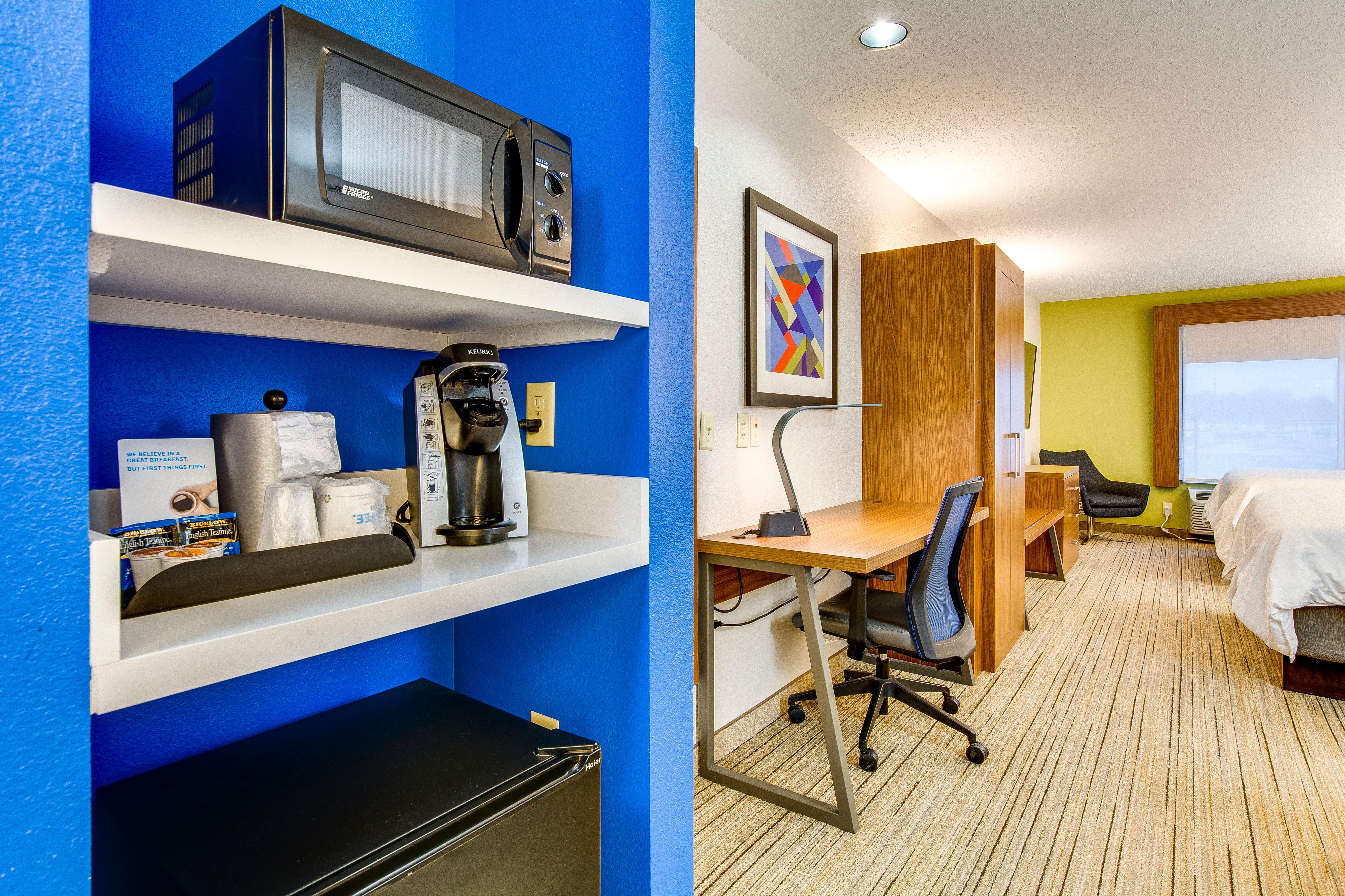 Holiday Inn Express Вансен Екстериор снимка