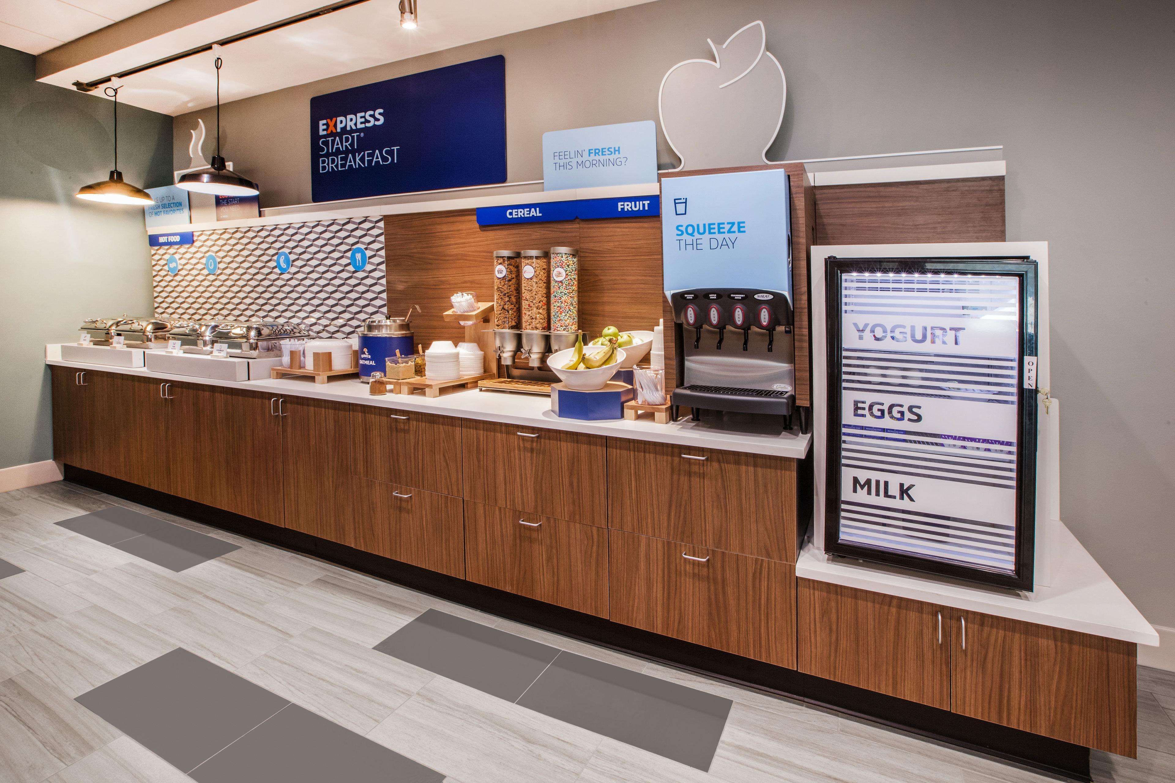 Holiday Inn Express Вансен Екстериор снимка