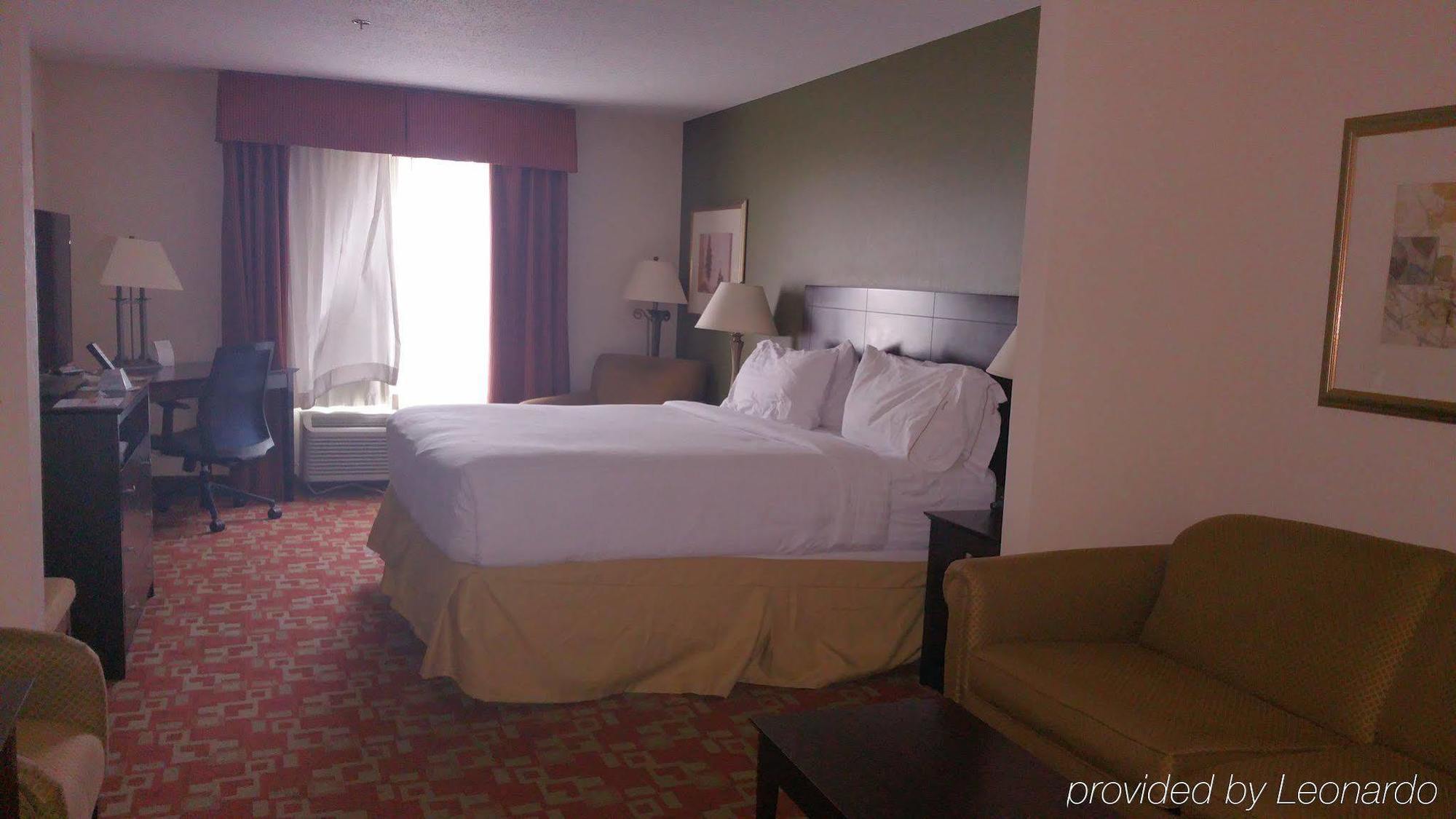 Holiday Inn Express Вансен Екстериор снимка
