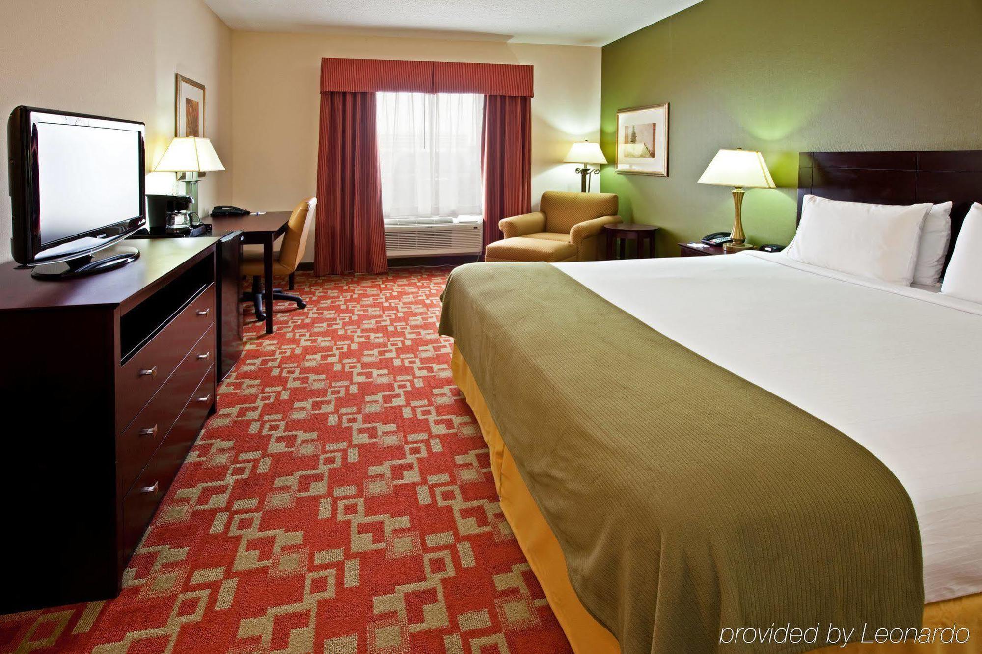 Holiday Inn Express Вансен Стая снимка