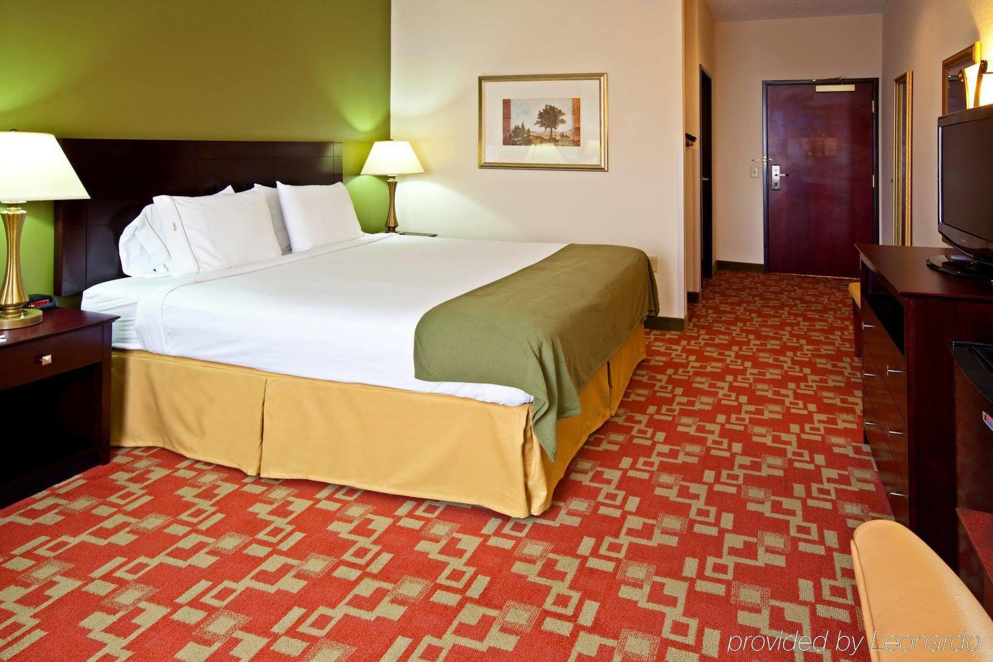 Holiday Inn Express Вансен Стая снимка